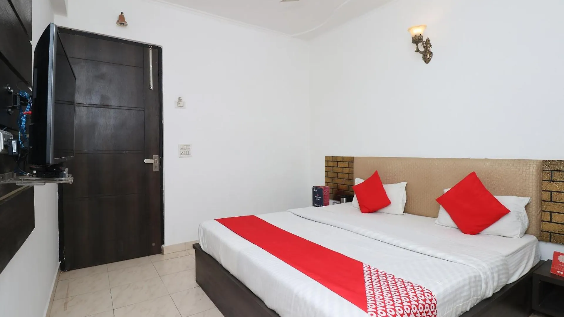 Hotel O Shanti Uday Agra  4*, Agra (Uttar Pradesh)