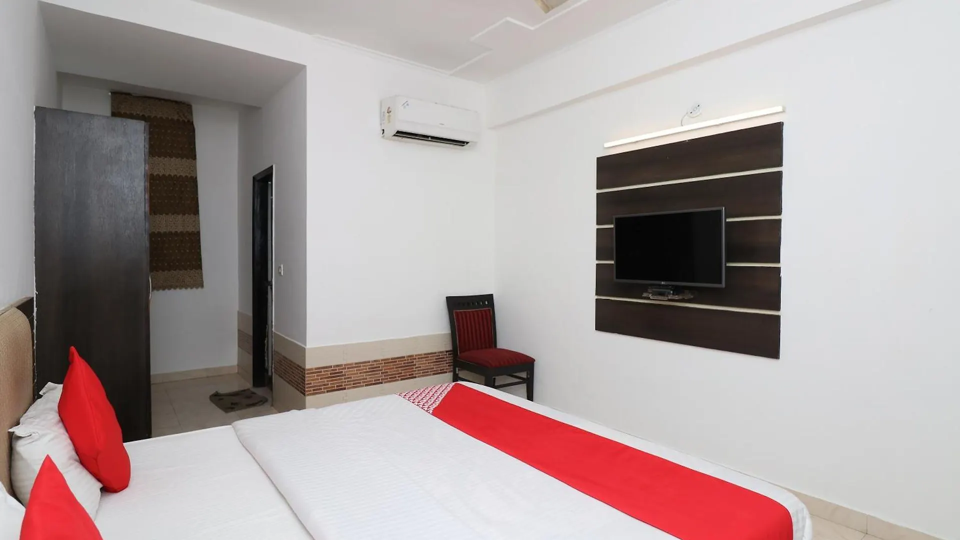 Hotel O Shanti Uday Agra